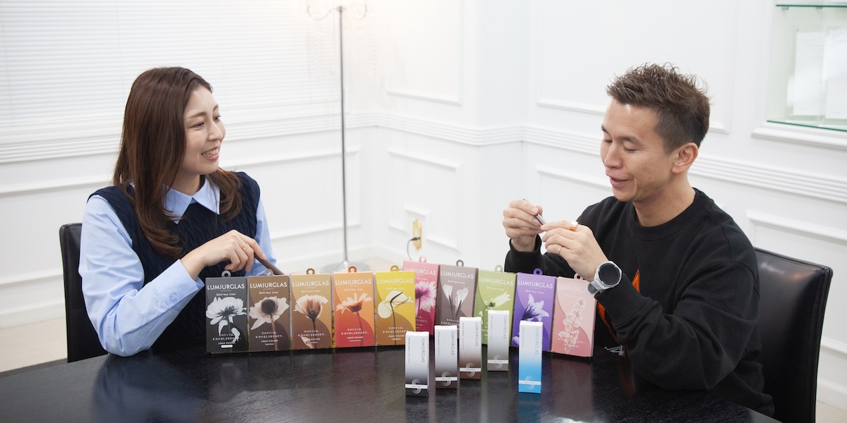 (左)株式会社カティグレイス ルミアグラス ブランドマネージャー 影山千尋 氏/(右)株式会社ウェブライフ 代表取締役 山岡義正