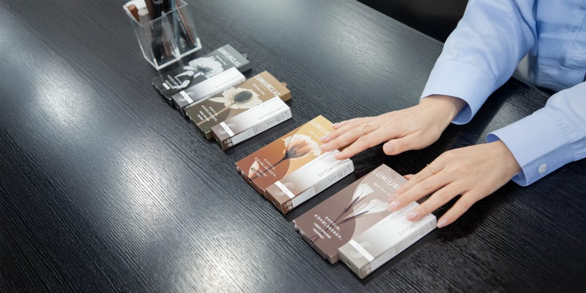 お客様からの声も多かった、「スキルレスライナー」主力の4色と同色のマスカラをリリース